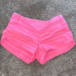 LULU PINK SHORTS